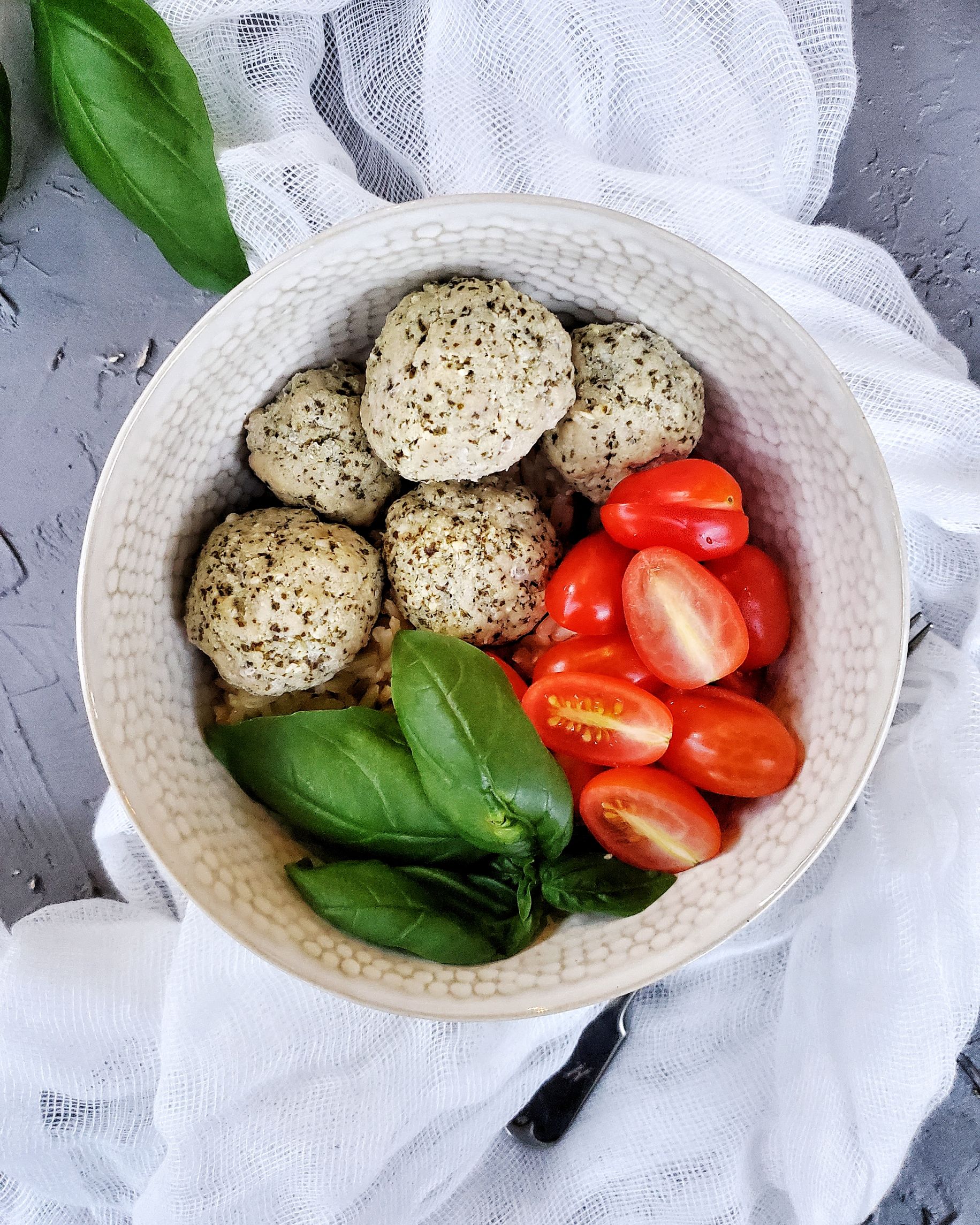 Baked Turkey Pesto Meatballs